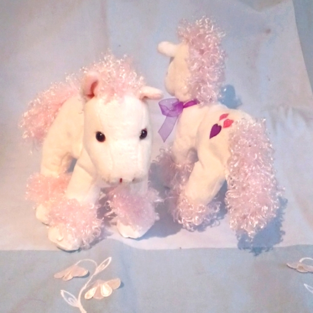 2 beautiful fairy horses